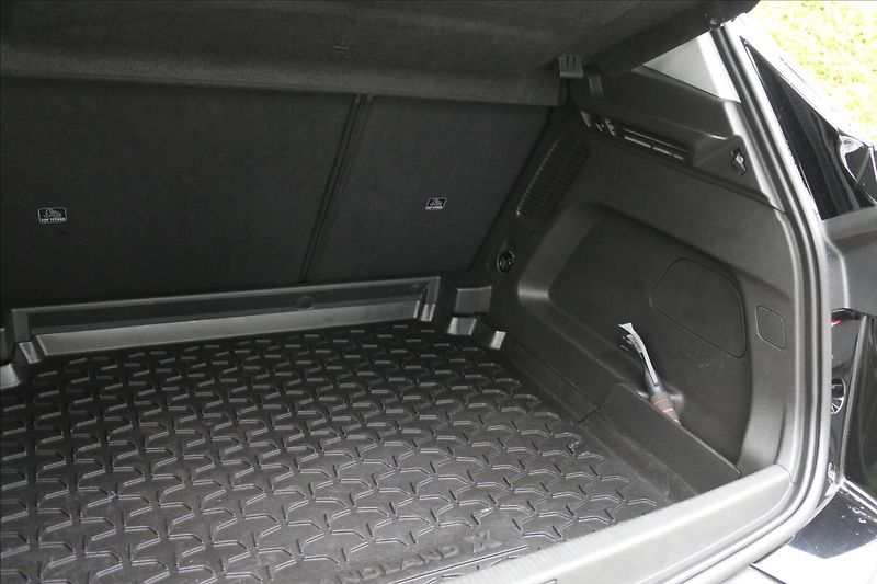 Opel Grandland X 1,2 96Kw,Turbo , Tažné - fotka 37 z 38