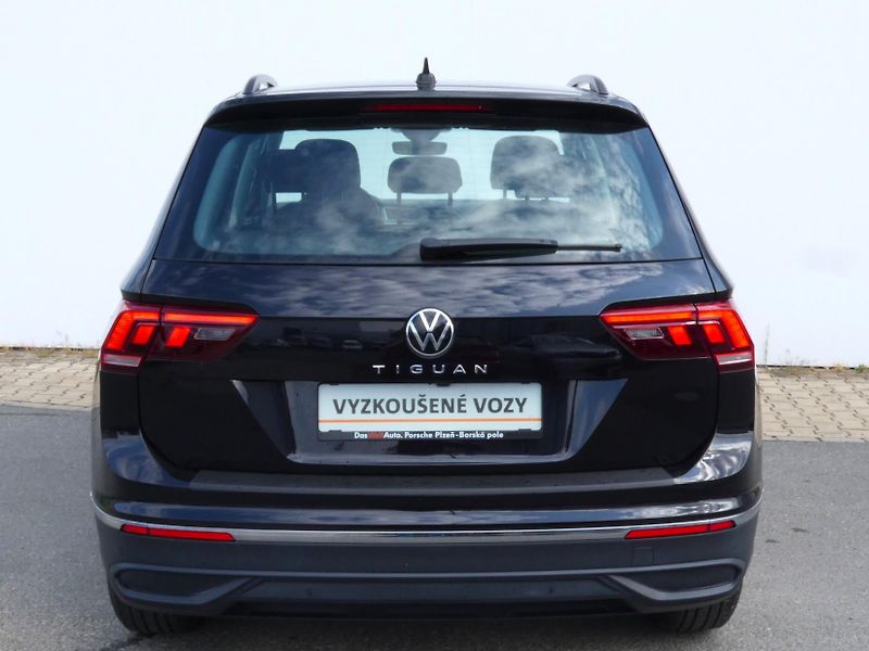 Volkswagen Tiguan Life 2.0 TDI 110KW DSG - fotka 11 z 30