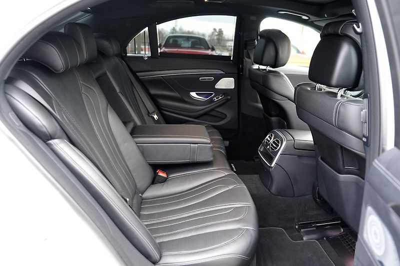 Mercedes-Benz Třídy S S 350d AMG 4Matic/Burm/260PS - fotka 32 z 49