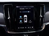 Volvo V90 T8 AWD ULTRA DARK + zimní kola - náhled 36