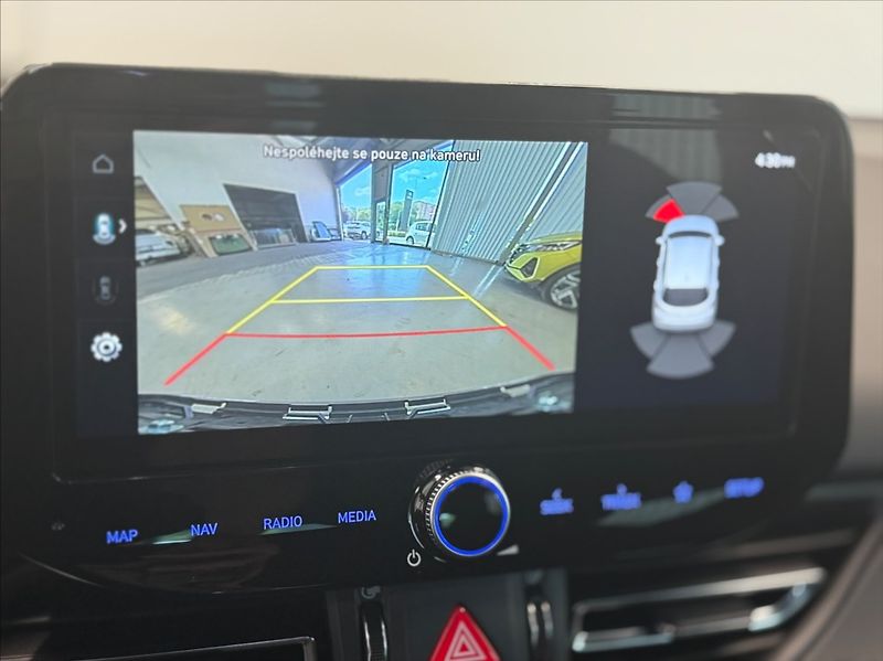 Hyundai i30 1,5 T-GDI GO NLINE! AT - fotka 11 z 15