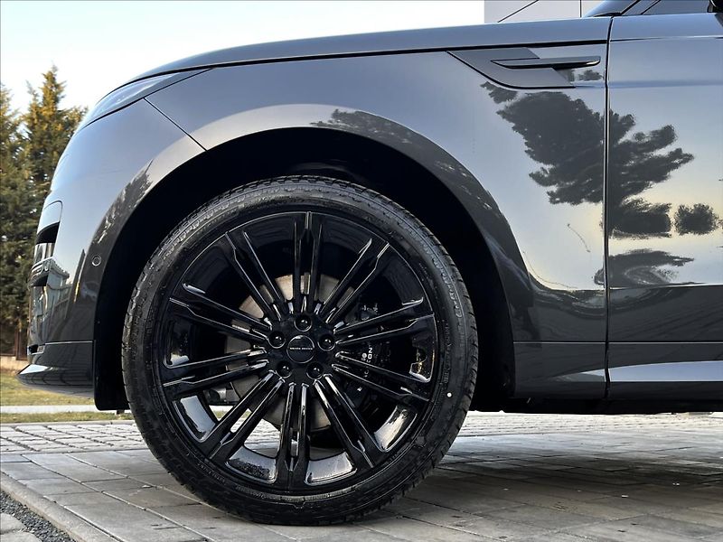Land Rover Range Rover Sport (2026) 3,0 D250 DYNAMIC SE - fotka 3 z 27