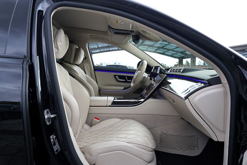 Mercedes-Benz Třídy S S 400d Long 4Matic AMG/ČR/DPH - fotka 27 z 44