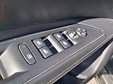 Peugeot 3008 (2019) 1.2 PT, Allure, AT, navi - náhled 13
