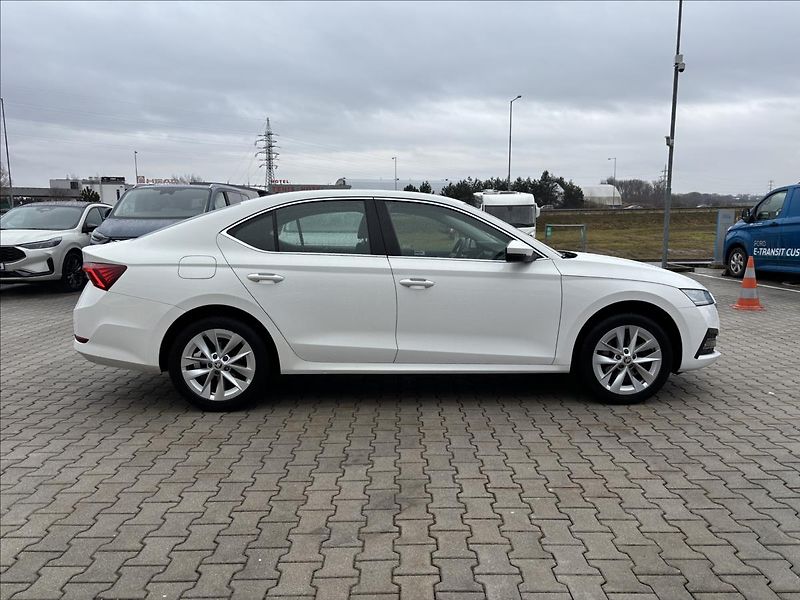 Škoda Octavia 2,0 TDI 85kW Style - fotka 6 z 36