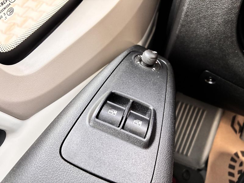Eura Mobil Ostatní FORSTER A699 VB,7MÍST,2xKLIMA, - fotka 17 z 42