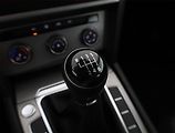 Volkswagen Passat (2017) 2.0 TDI, Serv.kniha, Navi - náhled 11