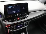 Hyundai i30 Fastback 1,5 T-GDI 159k CZ DPH - náhled 19