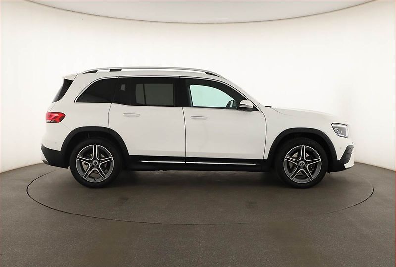 Mercedes-Benz GLB (2023) 200 d 4MATIC - fotka 6 z 21