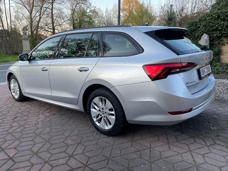 Škoda Octavia (2021) 2.0TDi 1.MAJ. ČR DPH SERVISKA - fotka 4 z 20