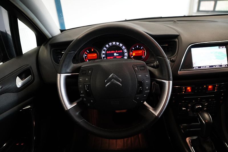 Citroën C5 - fotka 16 z 23