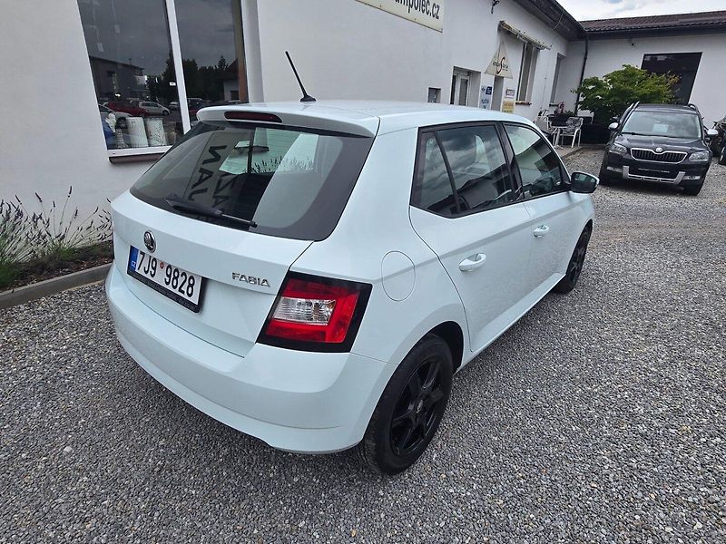 Škoda Fabia (2015) 1.0 MPi TOP STAV - fotka 4 z 21