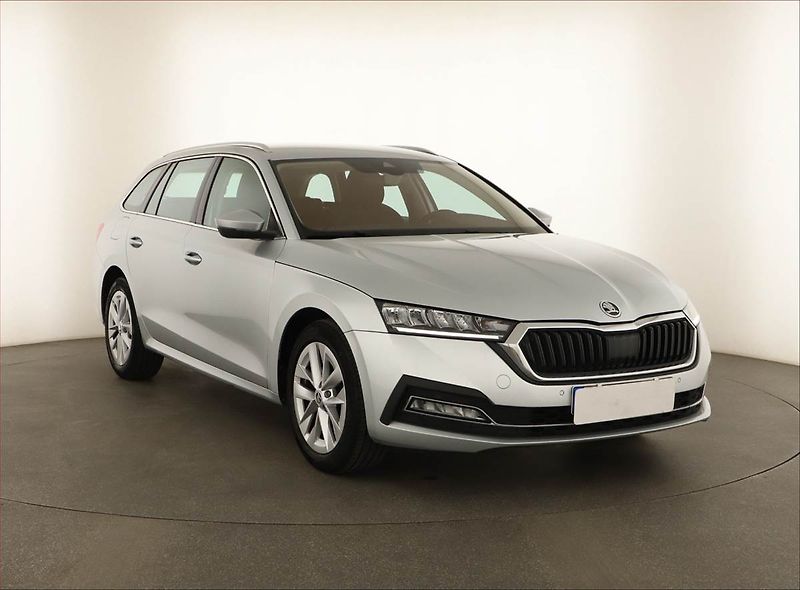 Škoda Octavia (2021) Style 1.5 TSI, ČR,1.maj - fotografie inzerátu