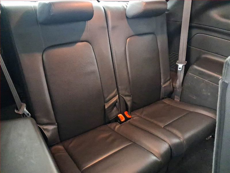 Chevrolet Captiva (2010) 2.0 D, 4X4, Automat, 7 míst - fotka 17 z 19