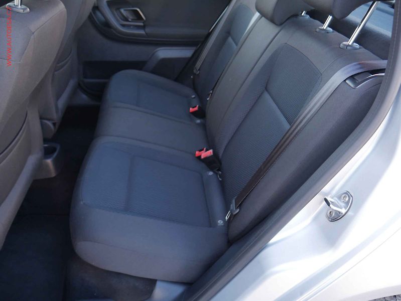 Škoda Fabia (2012) 1.2 12V, ČR, autoAC - fotka 10 z 14