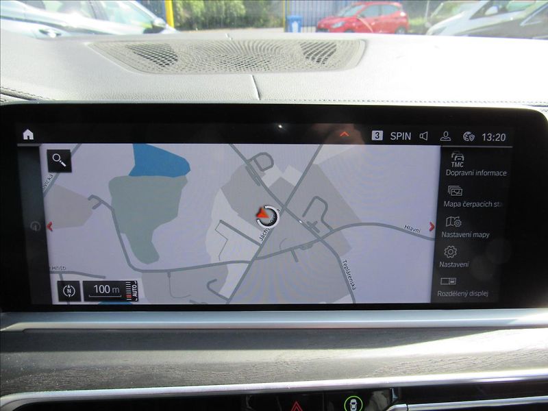 BMW X7 3,0 d xDrive30d 195 kW 7 míst - fotka 18 z 44
