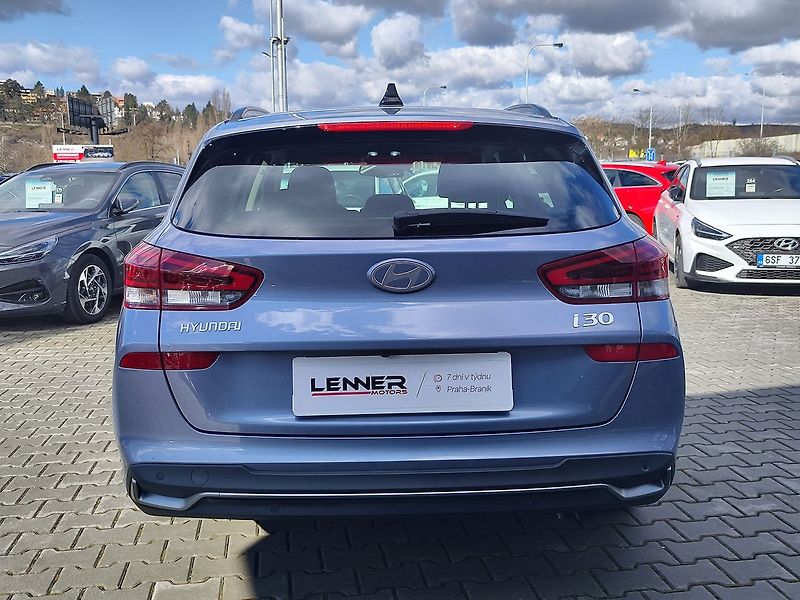 Hyundai i30 1.5 T-GDI/103kW Style Safety - fotka 6 z 34