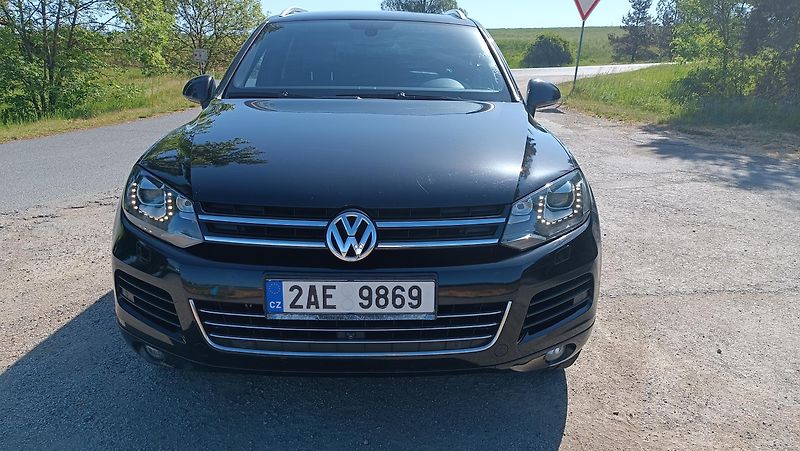 Volkswagen Touareg 3,0TDi 176kW Nové v ČR - fotka 8 z 44