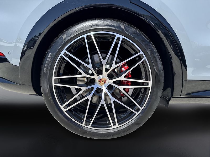 Porsche Cayenne GTS Coupé - fotka 12 z 30