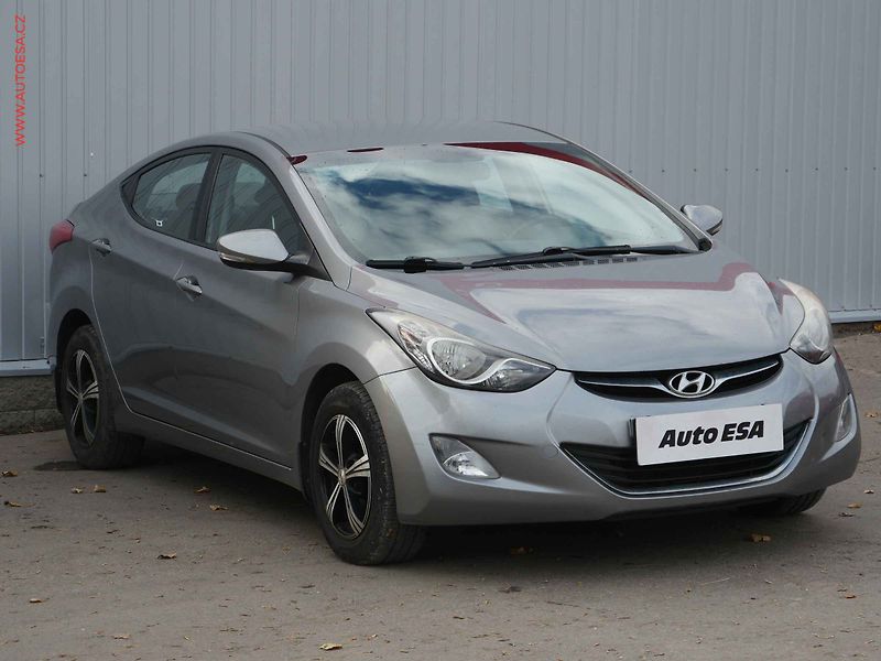 Hyundai Elantra (2011) 1.6i 16V, ČR, AC, tempo - fotografie inzerátu