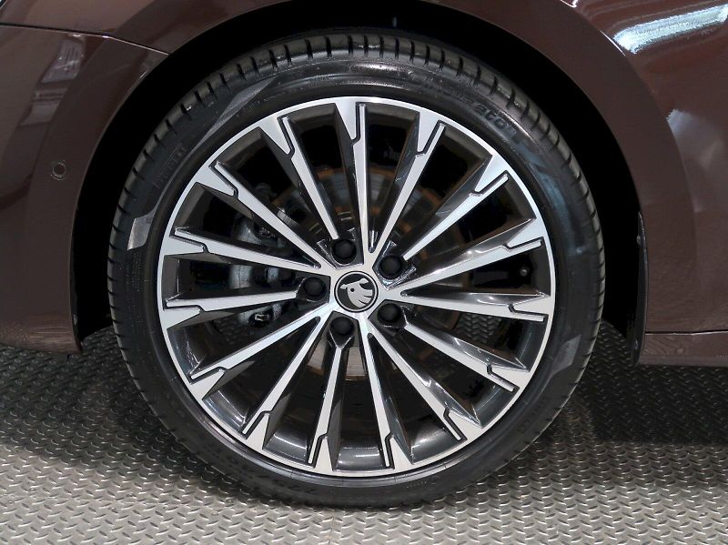 Škoda Octavia (2025) EXCLUSIVE SELECTION 2.0TDI 110 - fotka 12 z 43