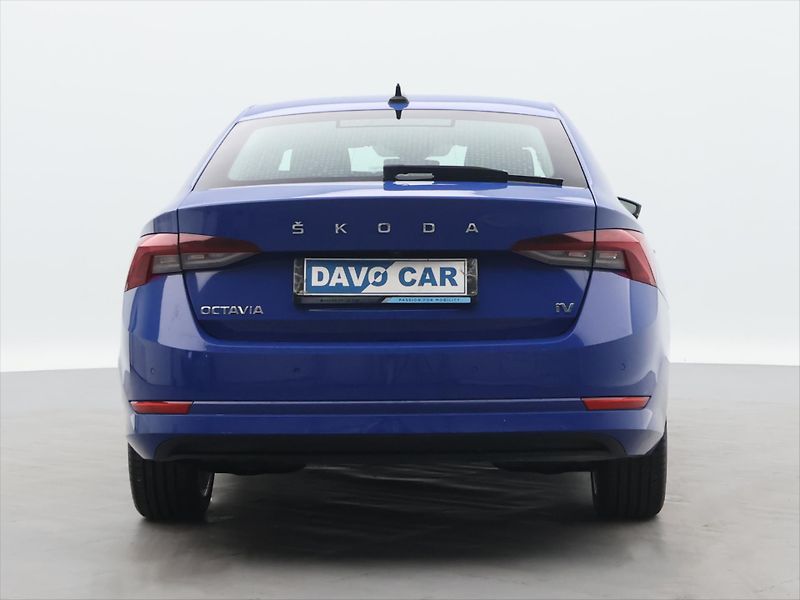 Škoda Octavia 1,4 TSI iV 150 kW DSG Ambition - fotka 6 z 31