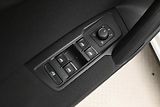 Volkswagen Tiguan 2,0 TDI 110 kW DSG Life Záruka - náhled 26