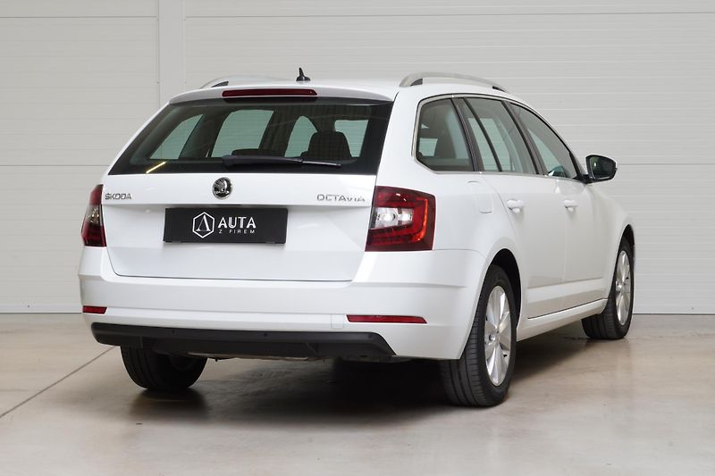 Škoda Octavia 1.6TDI,ČR,NAVI,Adaptivní temp. - fotka 6 z 32