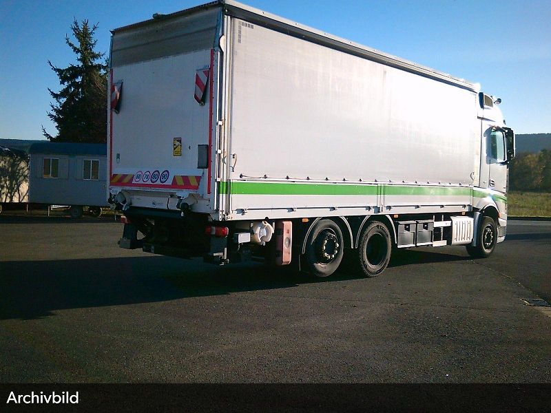 Mercedes-Benz Actros 2651 6x2 valník s čelem - fotka 13 z 14
