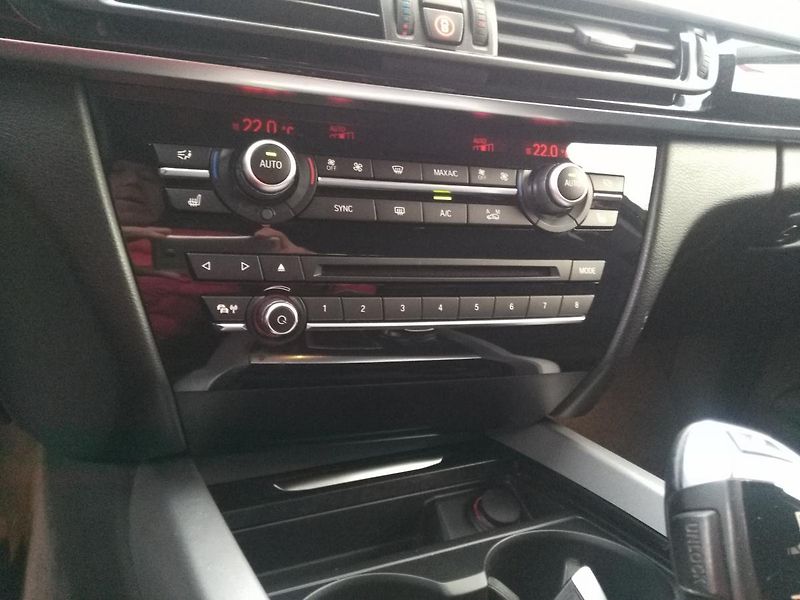 BMW X5 3,0d xDrive - fotka 24 z 36