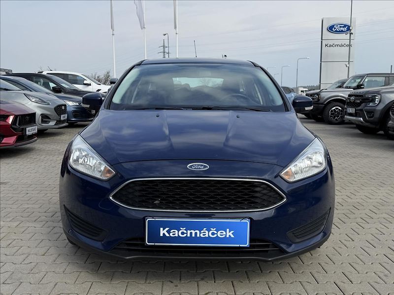Ford Focus 1,6 TDCi 70kW Trend - fotka 8 z 22