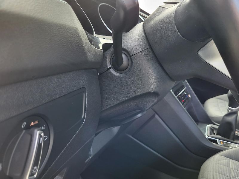 Volkswagen Tiguan 2.0 TDi 90kW LIFE - fotka 27 z 44