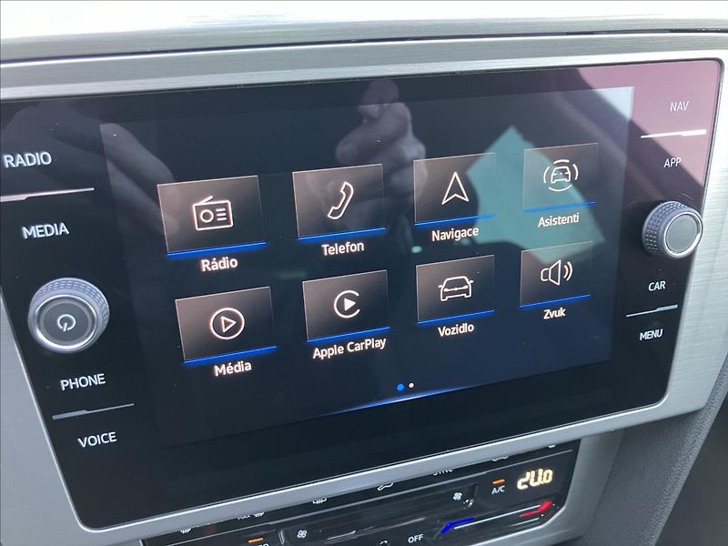 Volkswagen Passat 2,0 TAŽNÉ, KEYLESS, EL.KUFR - fotka 24 z 30