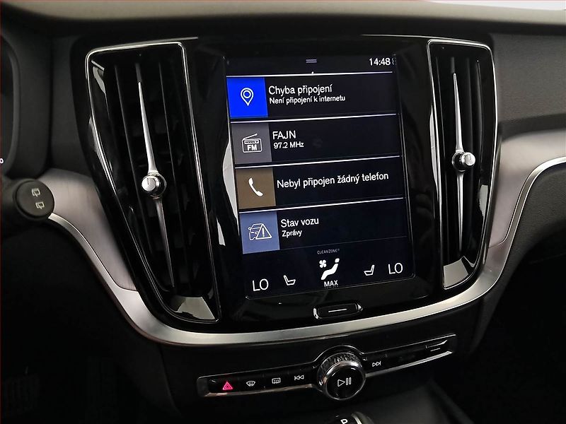 Volvo V60 (2019) D3 2.0, 4X4, Automat, Kůže - fotka 12 z 24