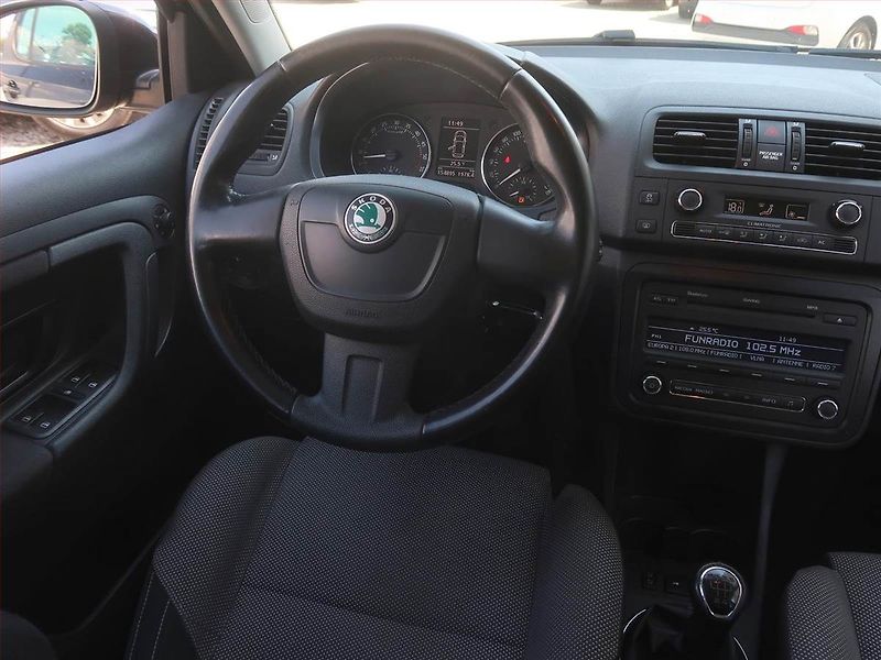 Škoda Fabia (2013) Sport 1.6 TDI, Serv.kniha - fotka 7 z 14