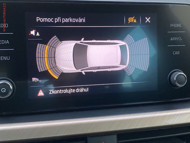 Škoda Scala (2022) 1.5 TSi, 1.maj,ČR, Style - fotka 17 z 17