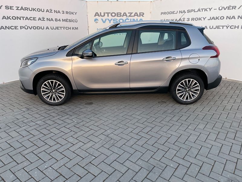 Peugeot 2008 (2019) 1.2PT Car Play! Navigace! - fotka 7 z 26