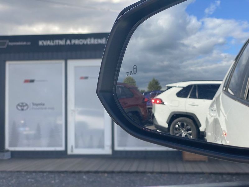 Toyota RAV4 2.5Plug-in, ČR, Executive, 4x4 - fotka 18 z 21