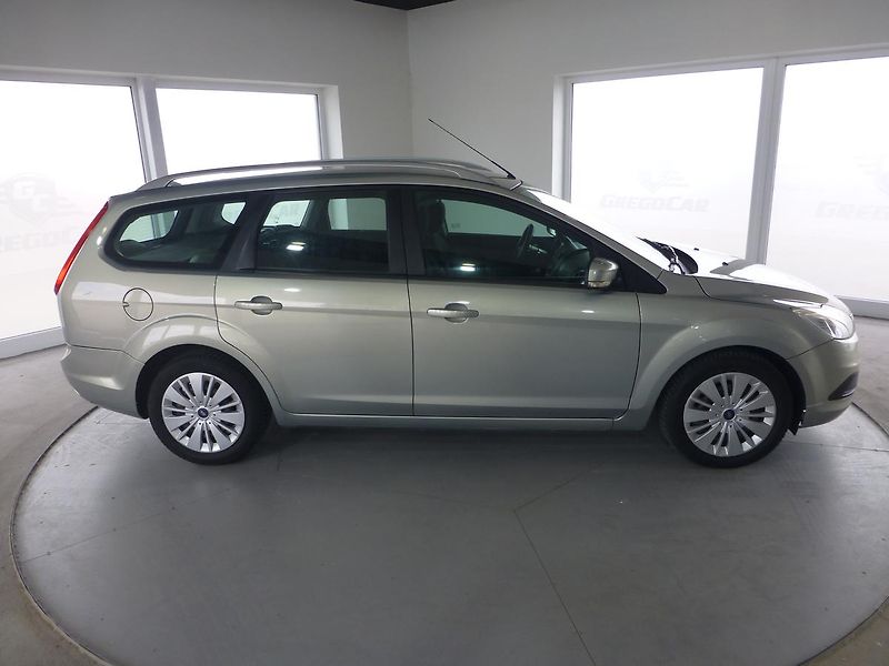 Ford Focus (2009) 1,6TDCI-80KW-KLIMATIZACE*TAŽNÉ - fotka 4 z 24