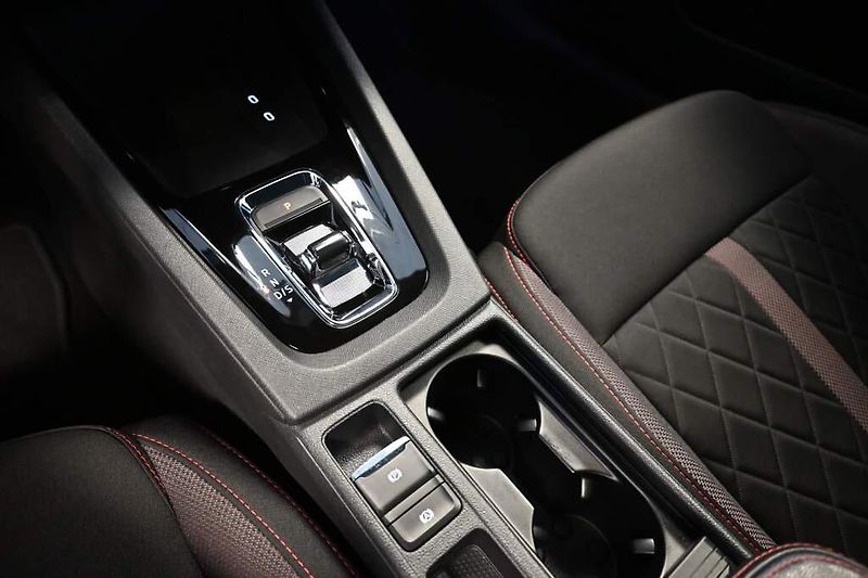 Škoda Octavia (2023) 2.0 RS DSG 147KW Matrix LED Vi - fotka 26 z 37