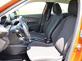 Peugeot 2008 1,2 PT 74kW CZ Klima ACTIVE - náhled 11