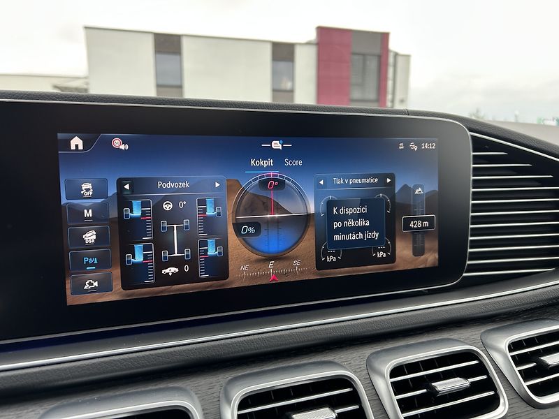 Mercedes-Benz GLS 450d 4MATIC AMG Premium Plus - fotka 25 z 42