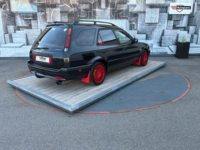 Toyota Corolla (2000) 1.4 LPG, 71KW - fotka 6 z 15