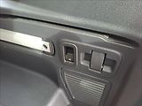 Volkswagen Touran 2,0 TDI HIGHLINE - náhled 26