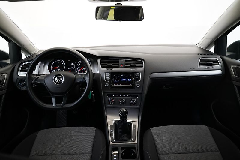 Volkswagen Golf - fotka 5 z 22