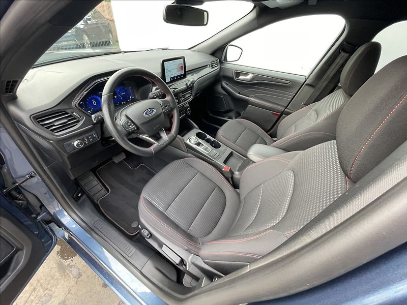 Ford Kuga 2,0 EcoBlue AWD AT8 ST-Line TZ - fotka 5 z 20