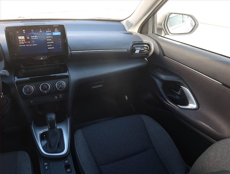 Toyota Yaris Cross (2023) Comfort 1.5 VVT-i, Automat - fotka 8 z 22
