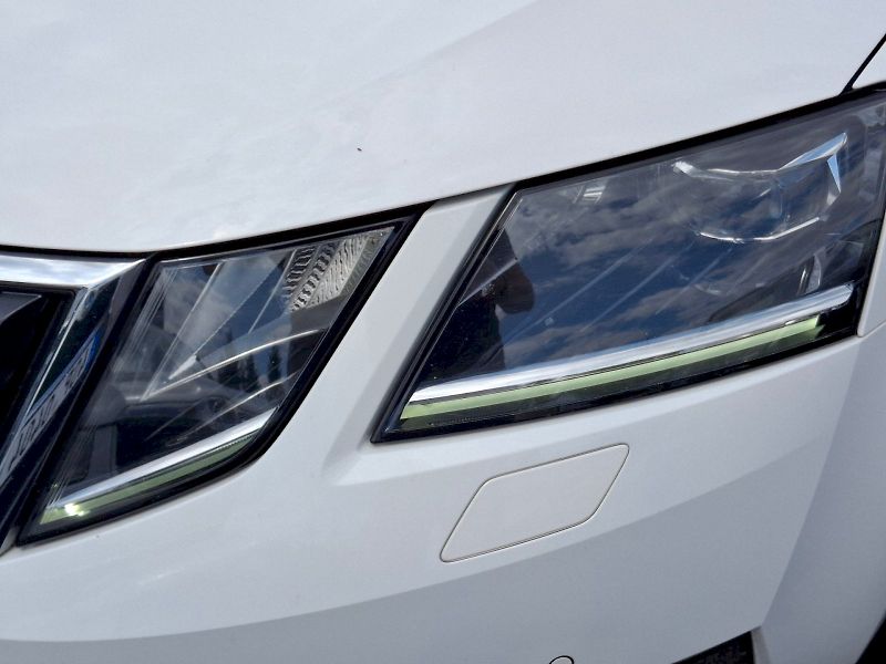 Škoda Octavia (2020) Combi Style 2,0TDi 110kW - fotka 30 z 34