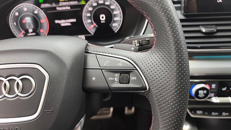 Audi Q5 (2023) Sportback S-line, B&O, Quattro - fotka 69 z 95