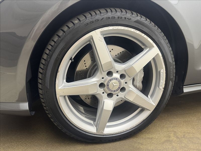 Mercedes-Benz CLS 3,0 DPH 4X4 H/K AMG LED ACC ČR - fotka 52 z 59